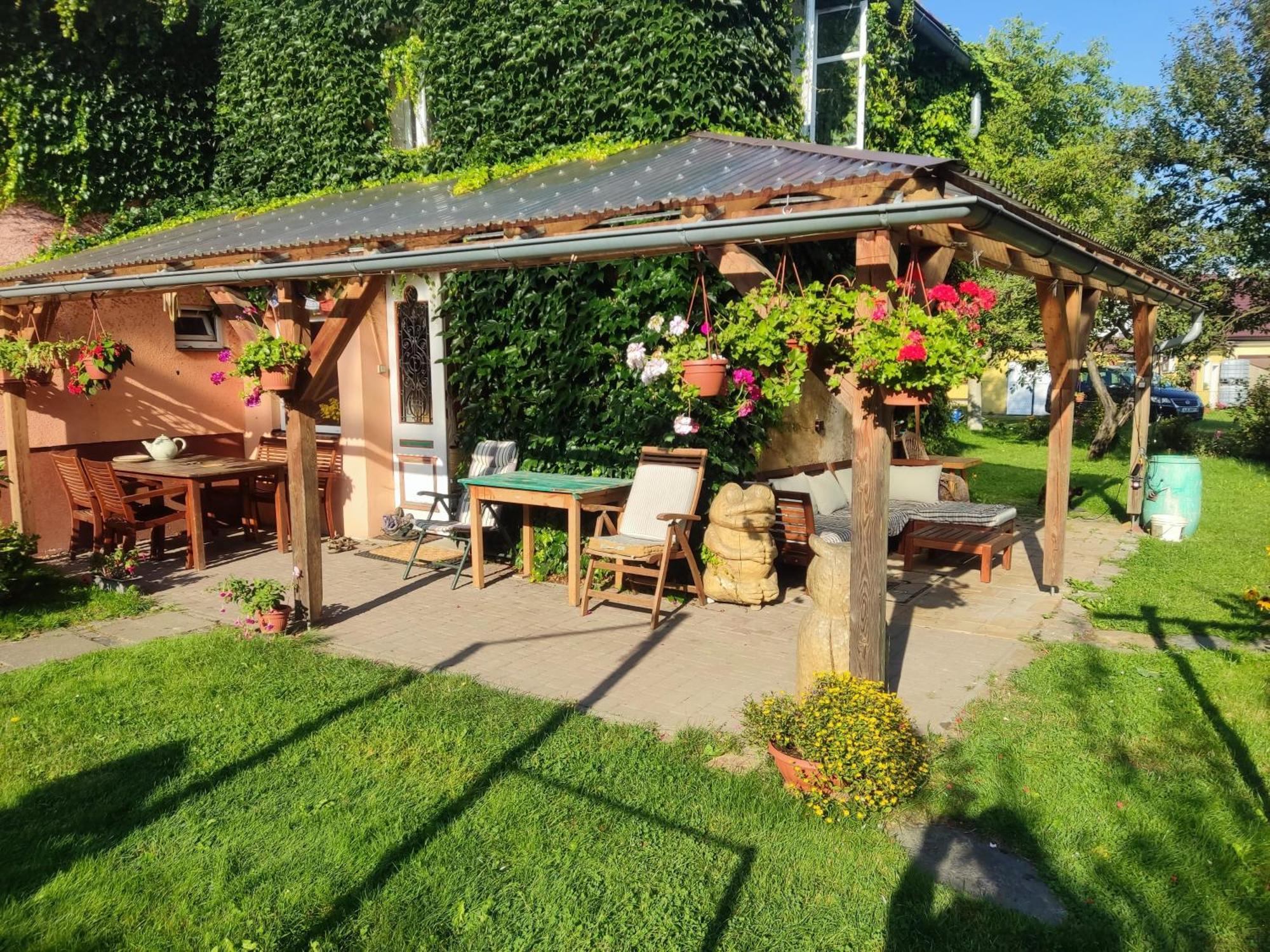 Apartment In Blossom Garden Nove Mesto pod Smrkem Exterior photo